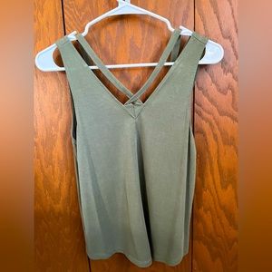 Size small American eagle suede green tank top